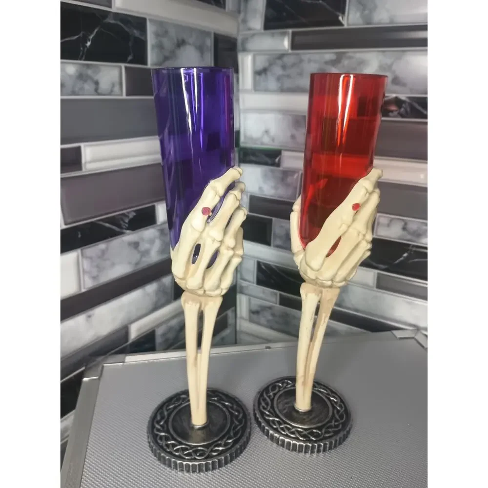 Unbranded set skeleton